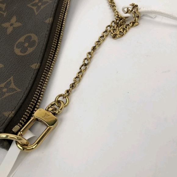 Louis Vuitton Monogram Mini Pochette Accessories - Picture 5 of 16